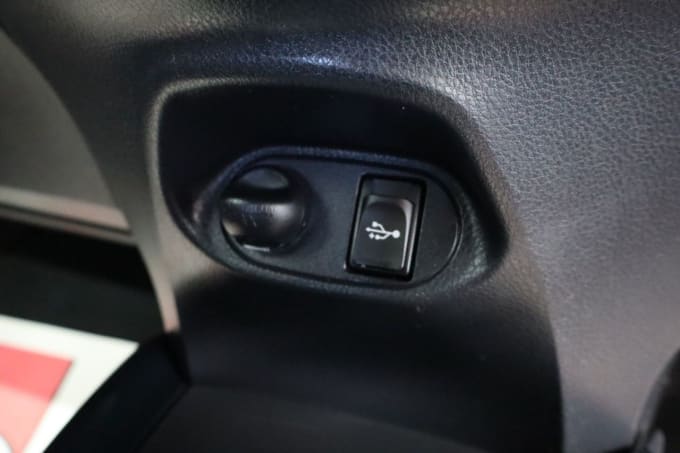 2025 Toyota Yaris
