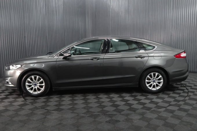 2025 Ford Mondeo