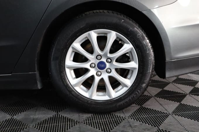 2025 Ford Mondeo