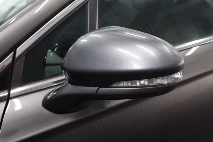 2025 Ford Mondeo