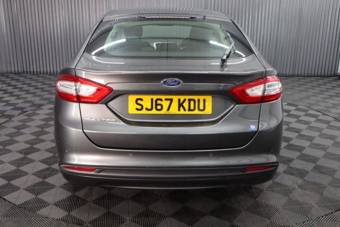 2025 Ford Mondeo