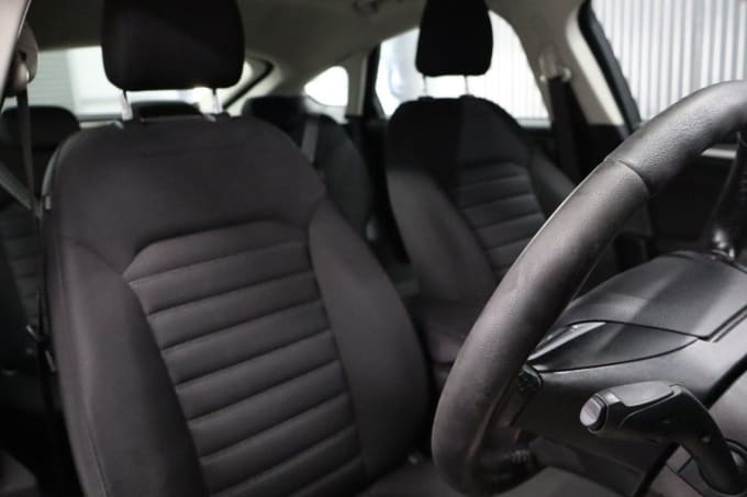 2025 Ford Mondeo