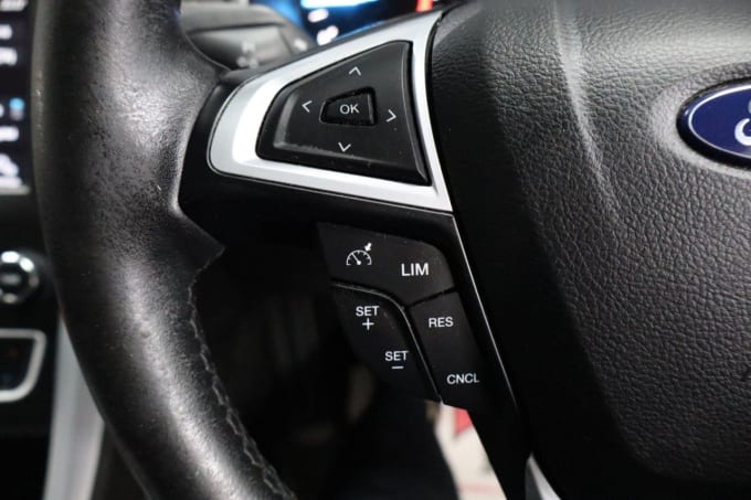 2025 Ford Mondeo