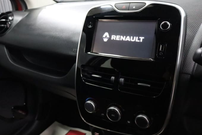 2025 Renault Clio