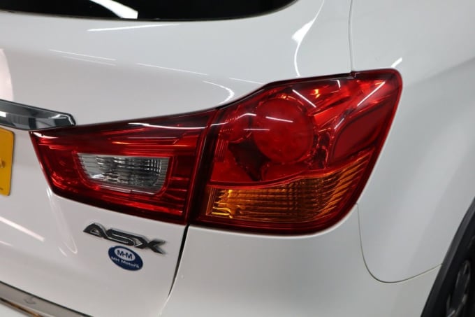 2025 Mitsubishi Asx