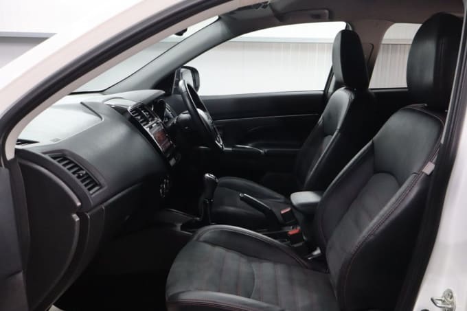 2025 Mitsubishi Asx