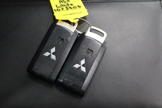 2025 Mitsubishi Asx