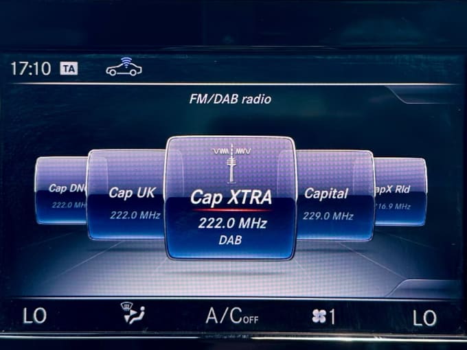 2025 Mercedes-benz C-class
