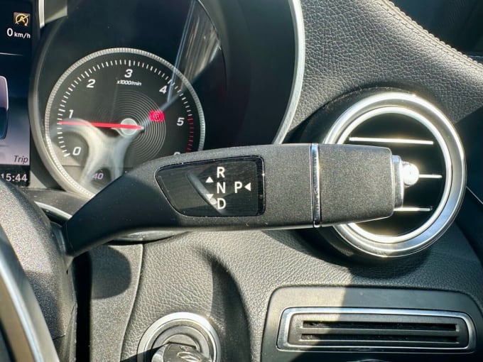 2025 Mercedes-benz C-class
