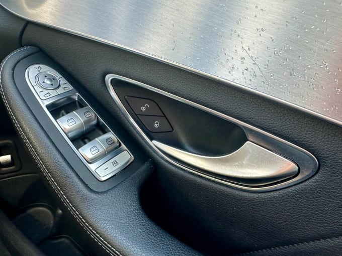 2025 Mercedes-benz C-class