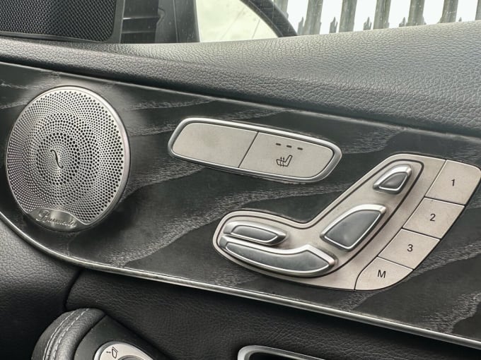 2025 Mercedes-benz C-class