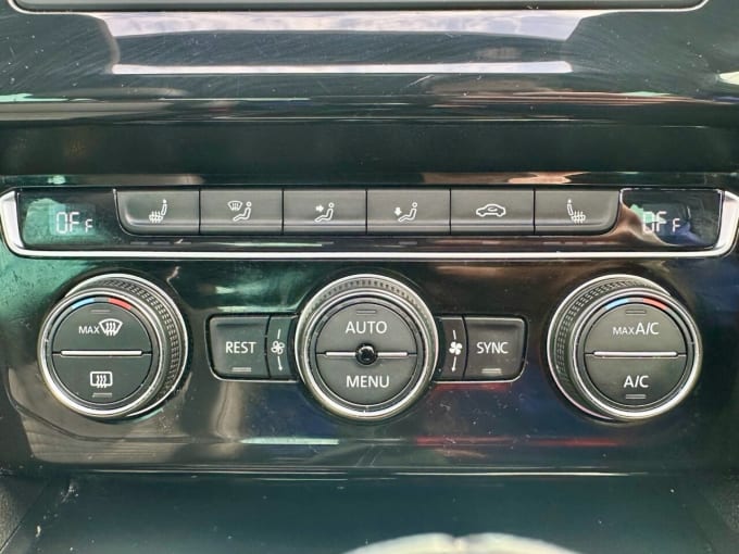 2025 Volkswagen Passat