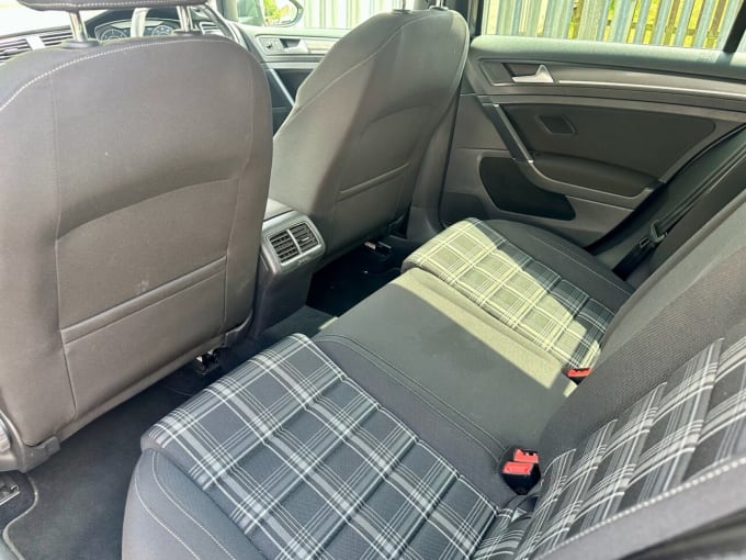2025 Volkswagen Golf