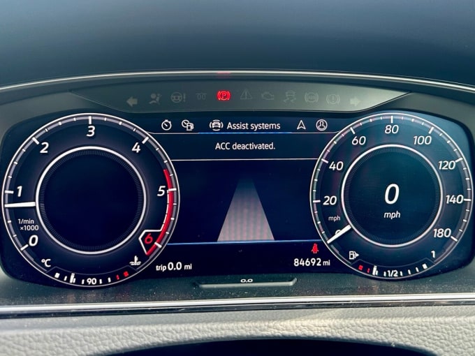 2025 Volkswagen Golf