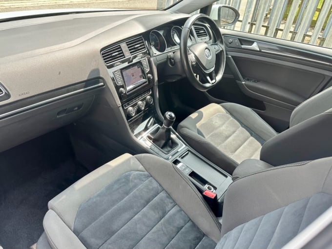 2025 Volkswagen Golf