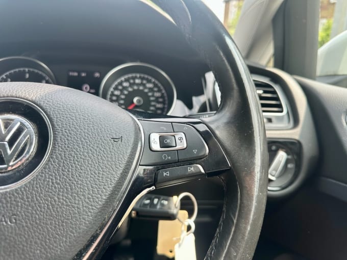 2025 Volkswagen Golf