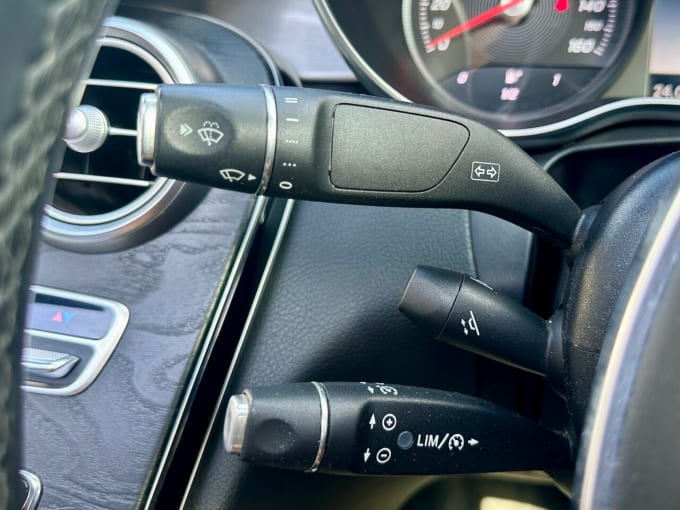 2025 Mercedes-benz C-class