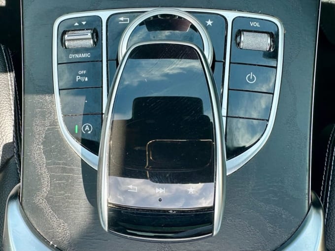 2025 Mercedes-benz C-class