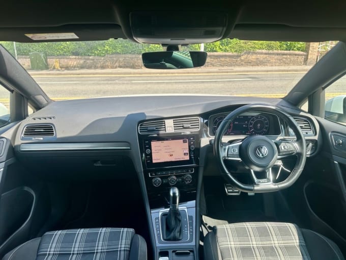 2025 Volkswagen Golf