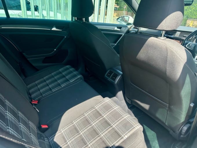 2025 Volkswagen Golf