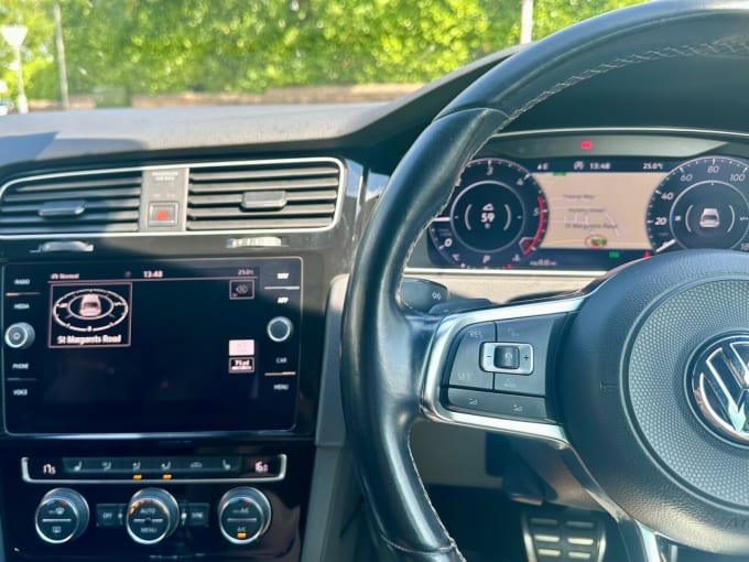 2025 Volkswagen Golf