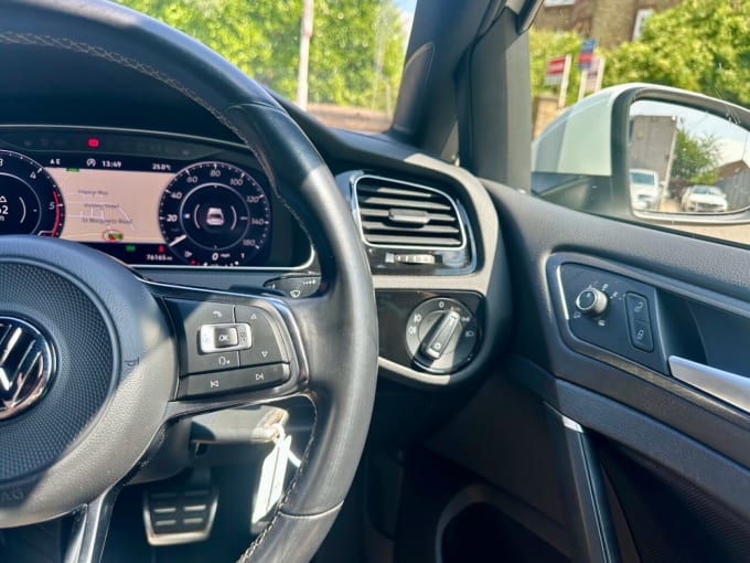 2025 Volkswagen Golf