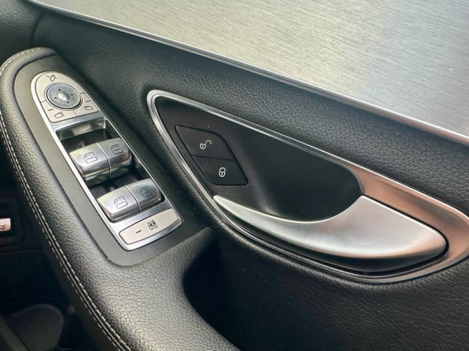 2025 Mercedes-benz C-class