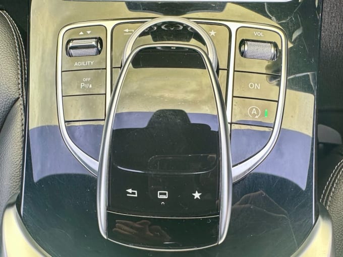 2025 Mercedes-benz C-class