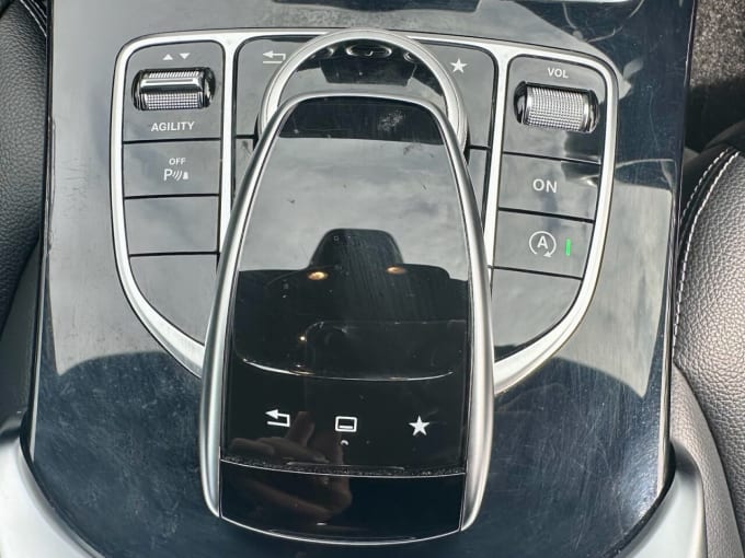 2025 Mercedes-benz C-class