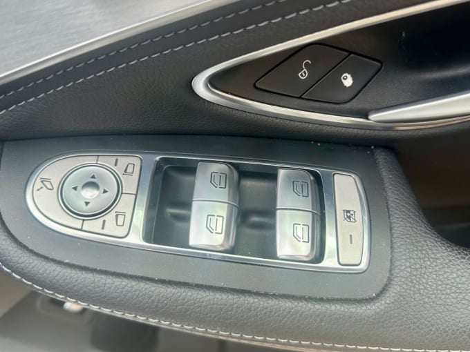 2025 Mercedes-benz C-class