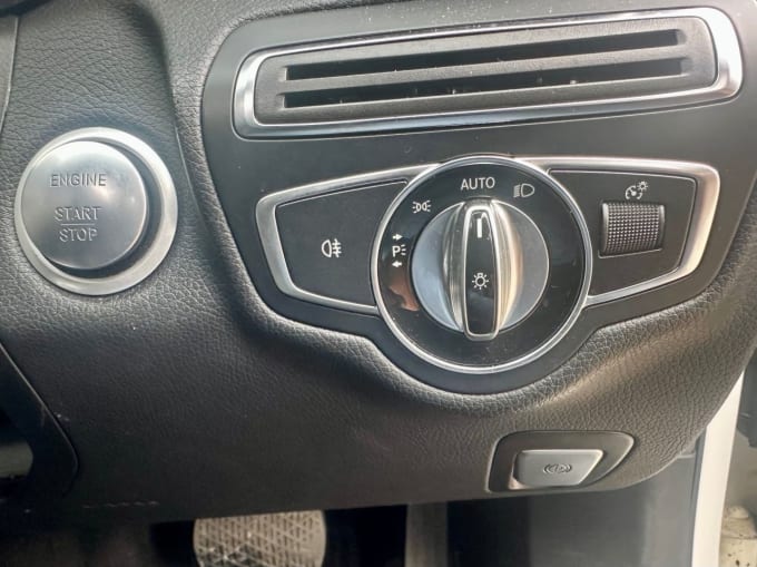 2025 Mercedes-benz C-class