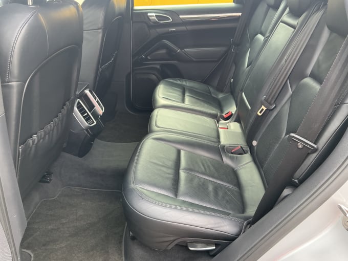 2012 Porsche Cayenne