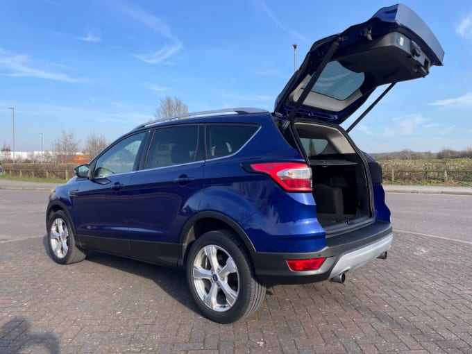 2025 Ford Kuga