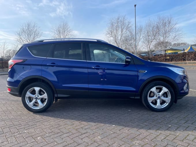 2025 Ford Kuga