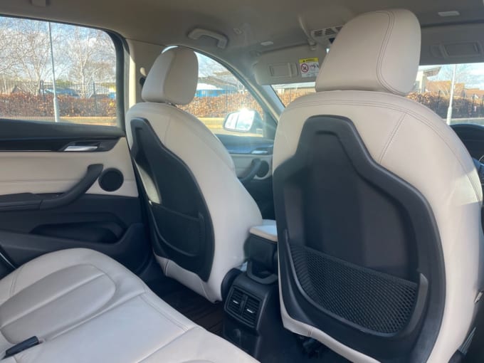2025 BMW X1