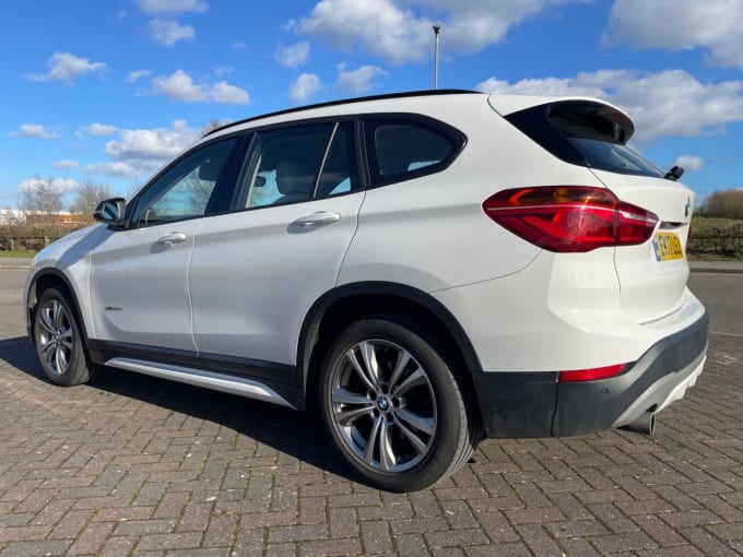 2025 BMW X1
