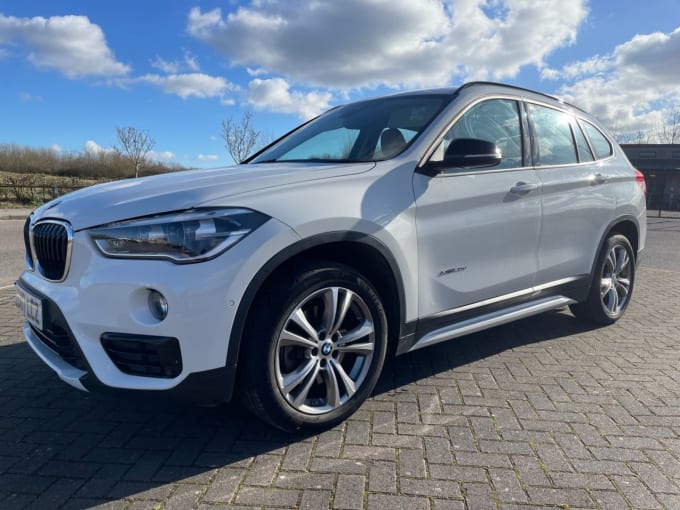 2025 BMW X1