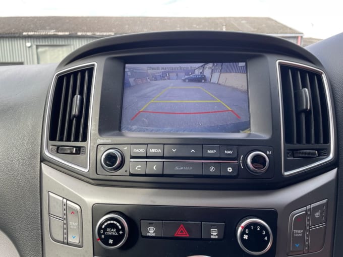 2025 Hyundai I800