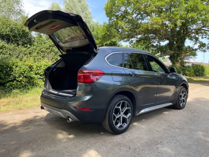 2025 BMW X1