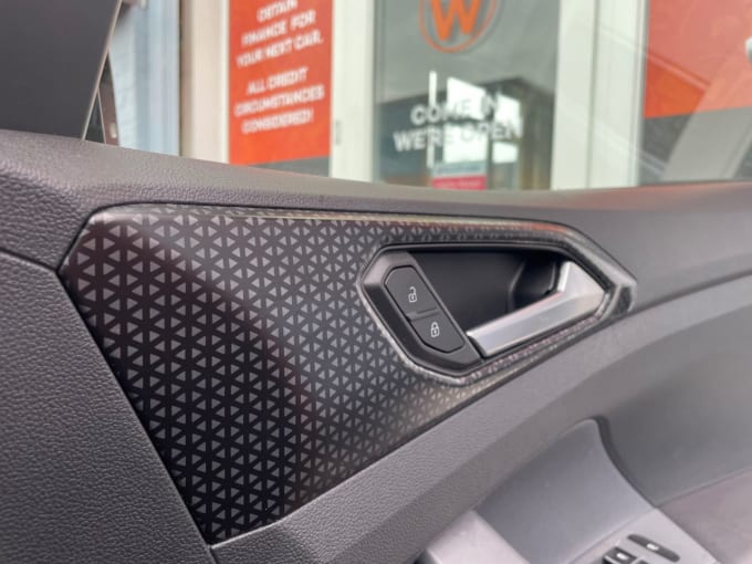 2025 Volkswagen T-cross