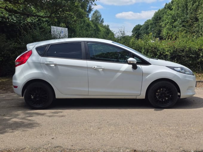 2025 Ford Fiesta
