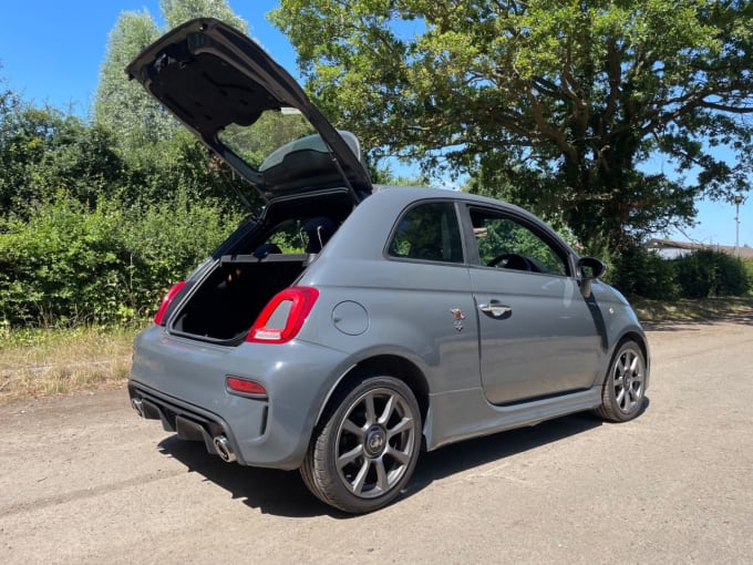 2025 Abarth 595