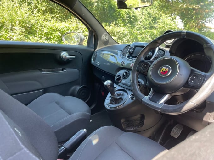 2025 Abarth 595