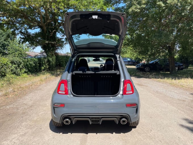2025 Abarth 595