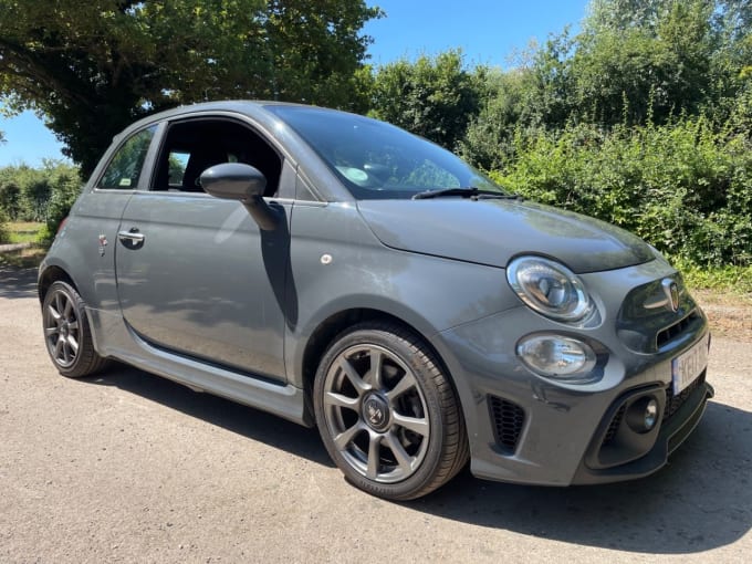 2025 Abarth 595