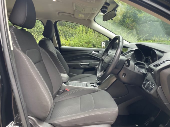 2025 Ford Kuga