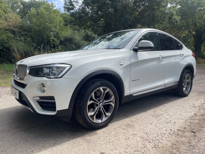 2025 BMW X4