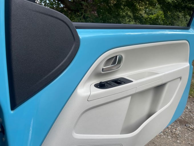 2025 Volkswagen Up!