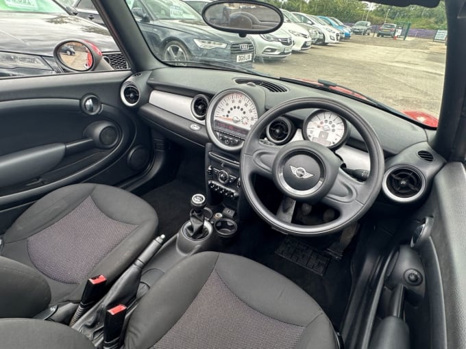 2025 Mini Convertible