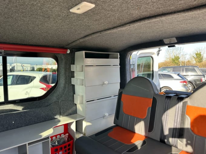 2025 Vauxhall Vivaro